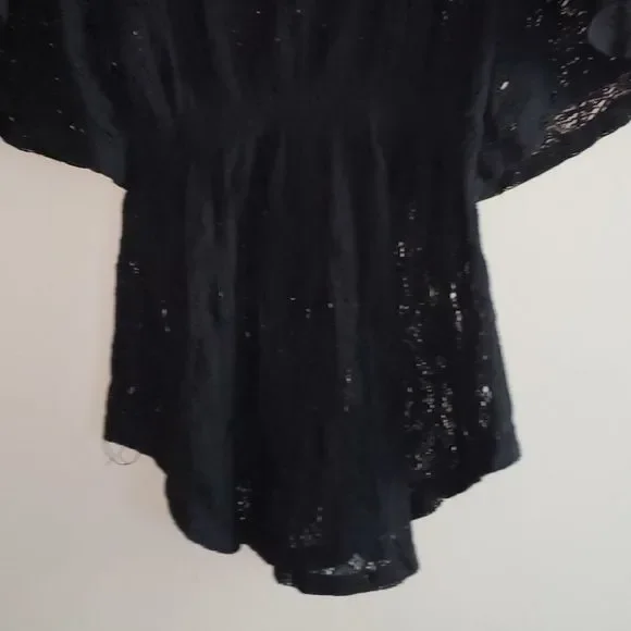 𝅺forever 21 Lace Butterfly Sleeve Black Top - Picture 3 of 6